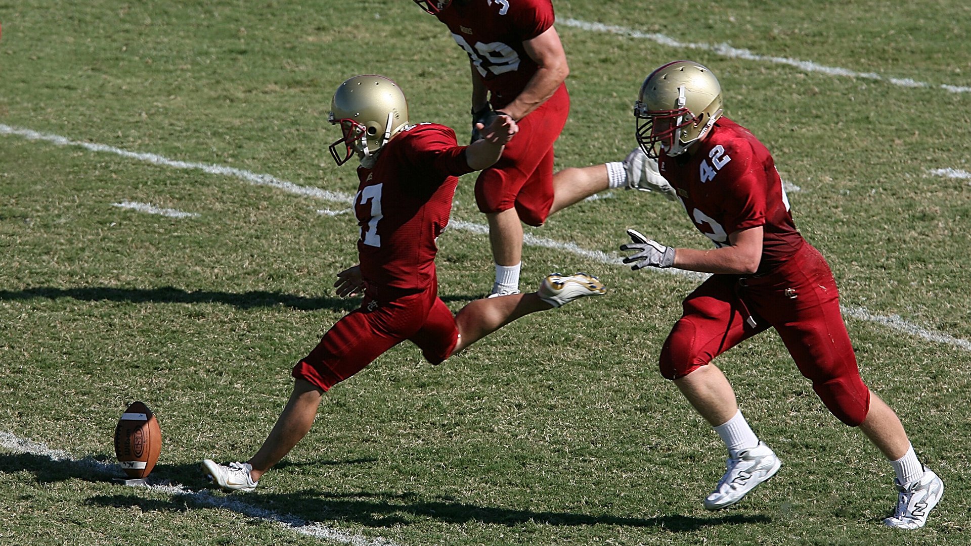 智能硬件助力：电竞体验升级，让比赛更震撼，什么叫智能硬件