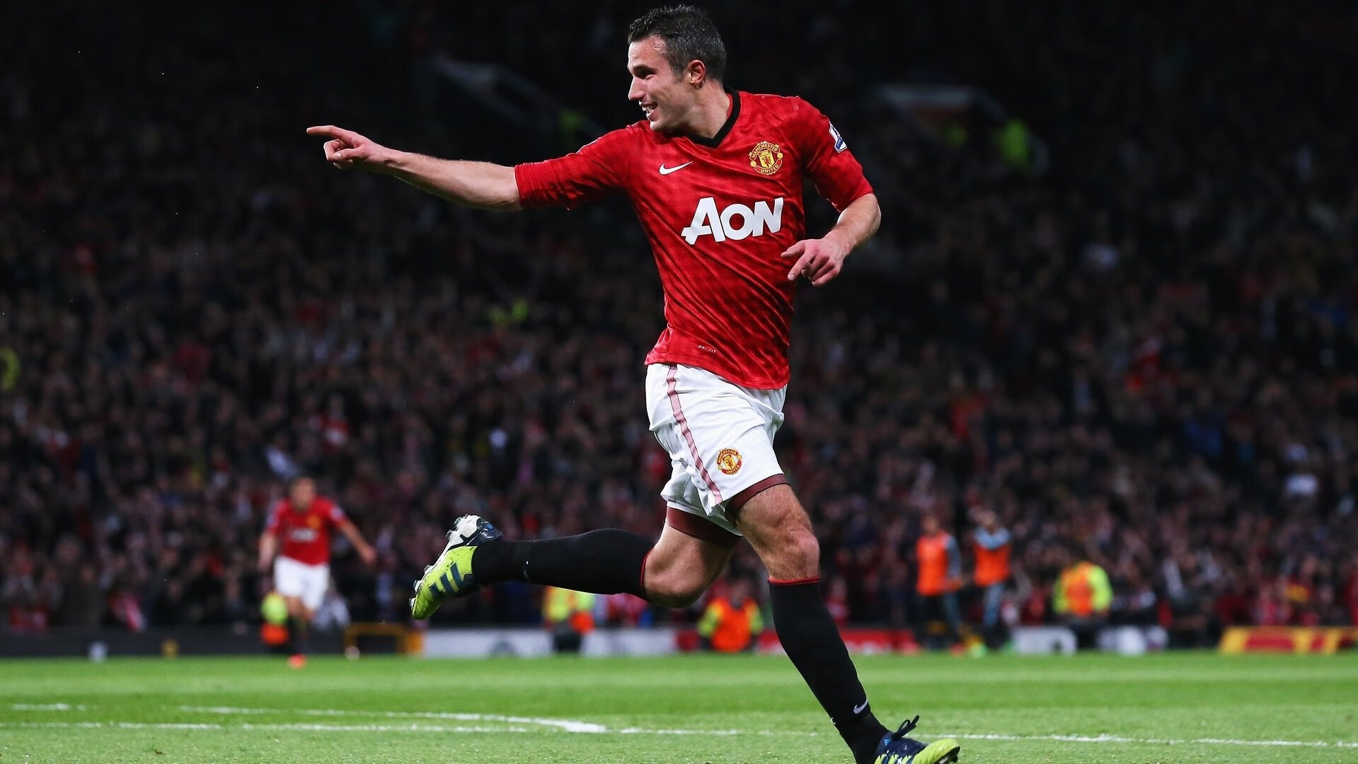 现代科技虚拟现实体育争霸，未来运动新风尚，虚拟现实技术给电竞赛事带来的创新